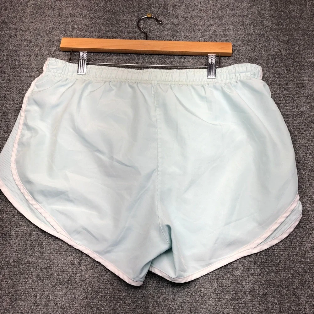 Nike Dri-FIT Tempo Running Shorts Womens Large Light Blue White Mesh 3 Inseam